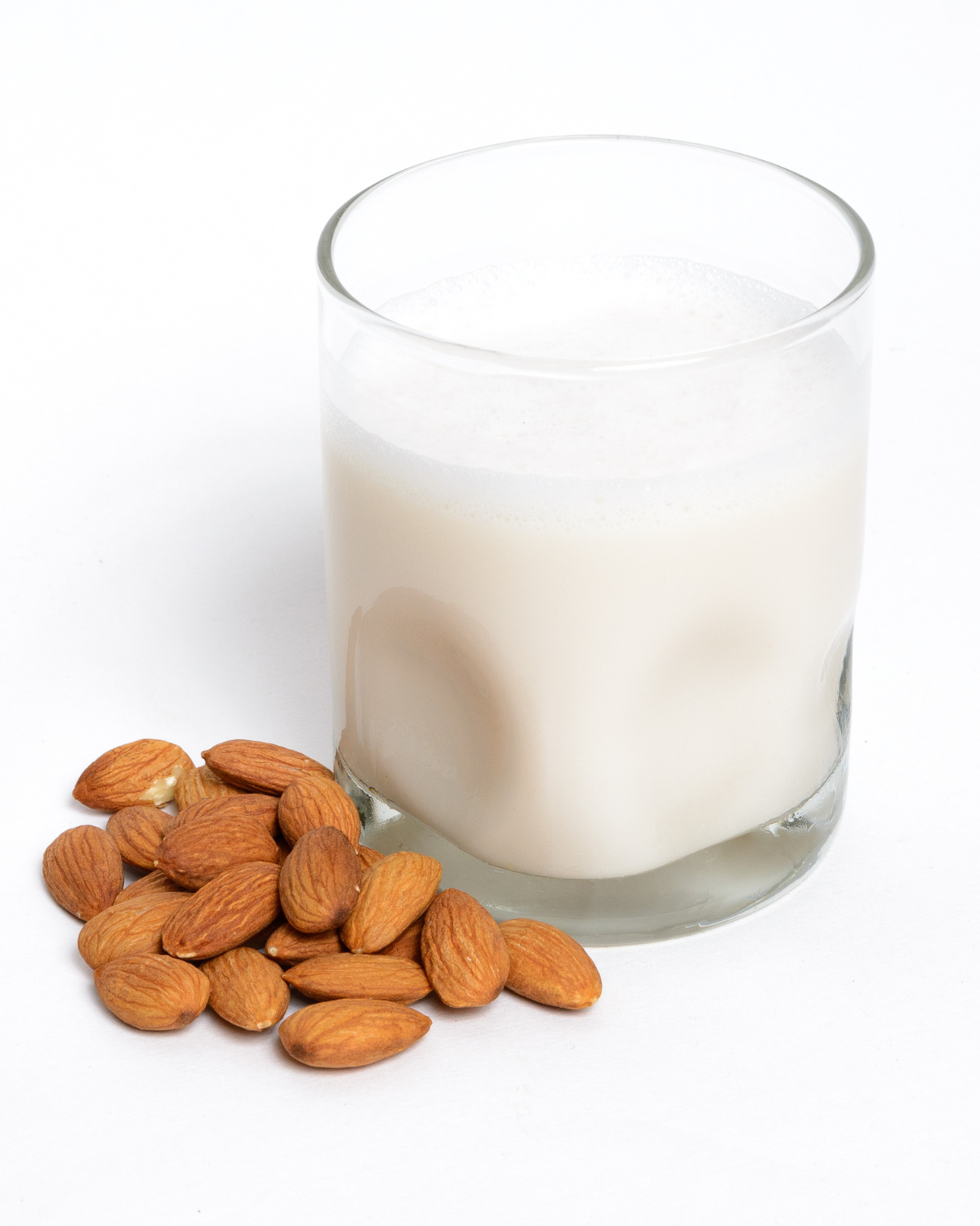 oat milk vs almond milk – nutritional comparison of dairy alternatives